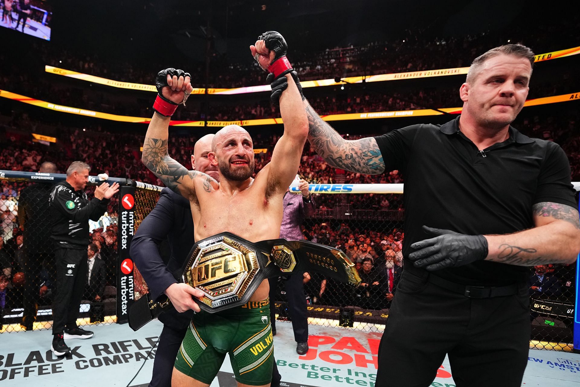 UFC 314: Volkanovski vs. Lopes